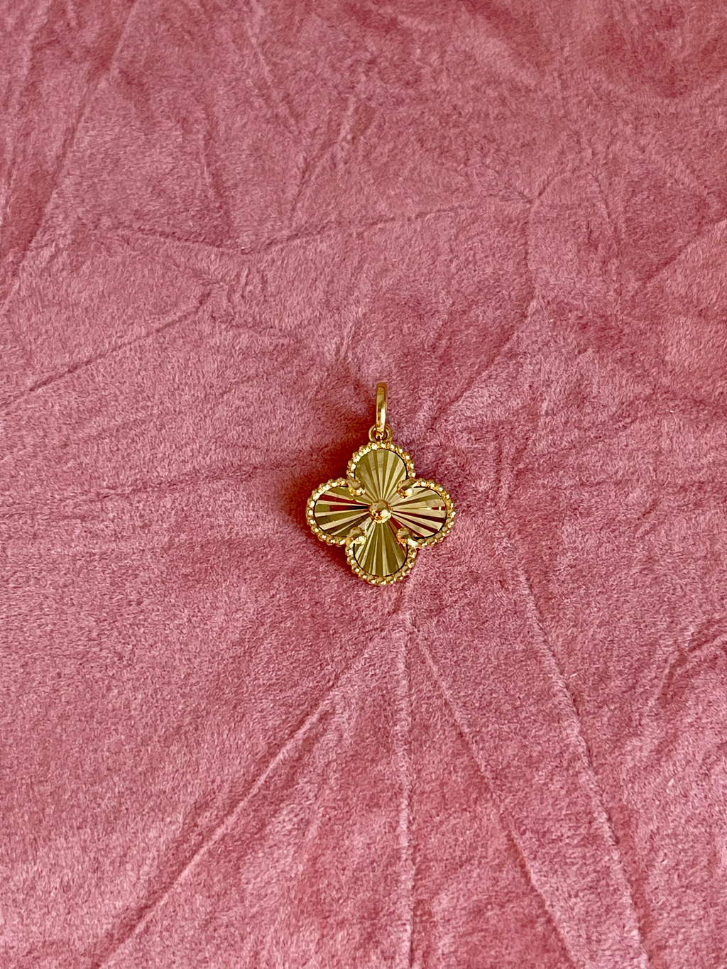 Clover Pendant