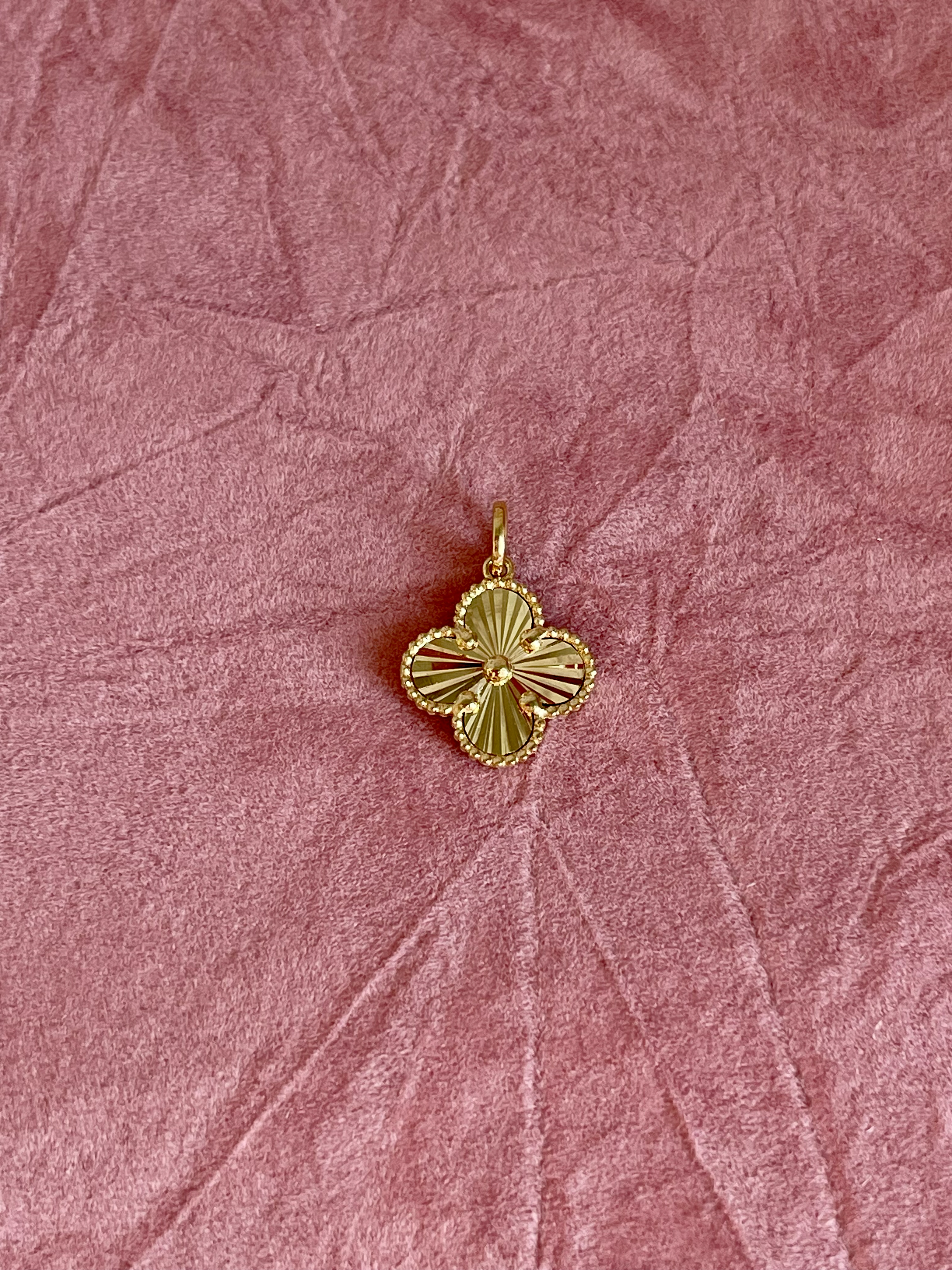 Clover Pendant