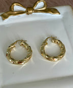 Twisted Semi-Chunky Hoops