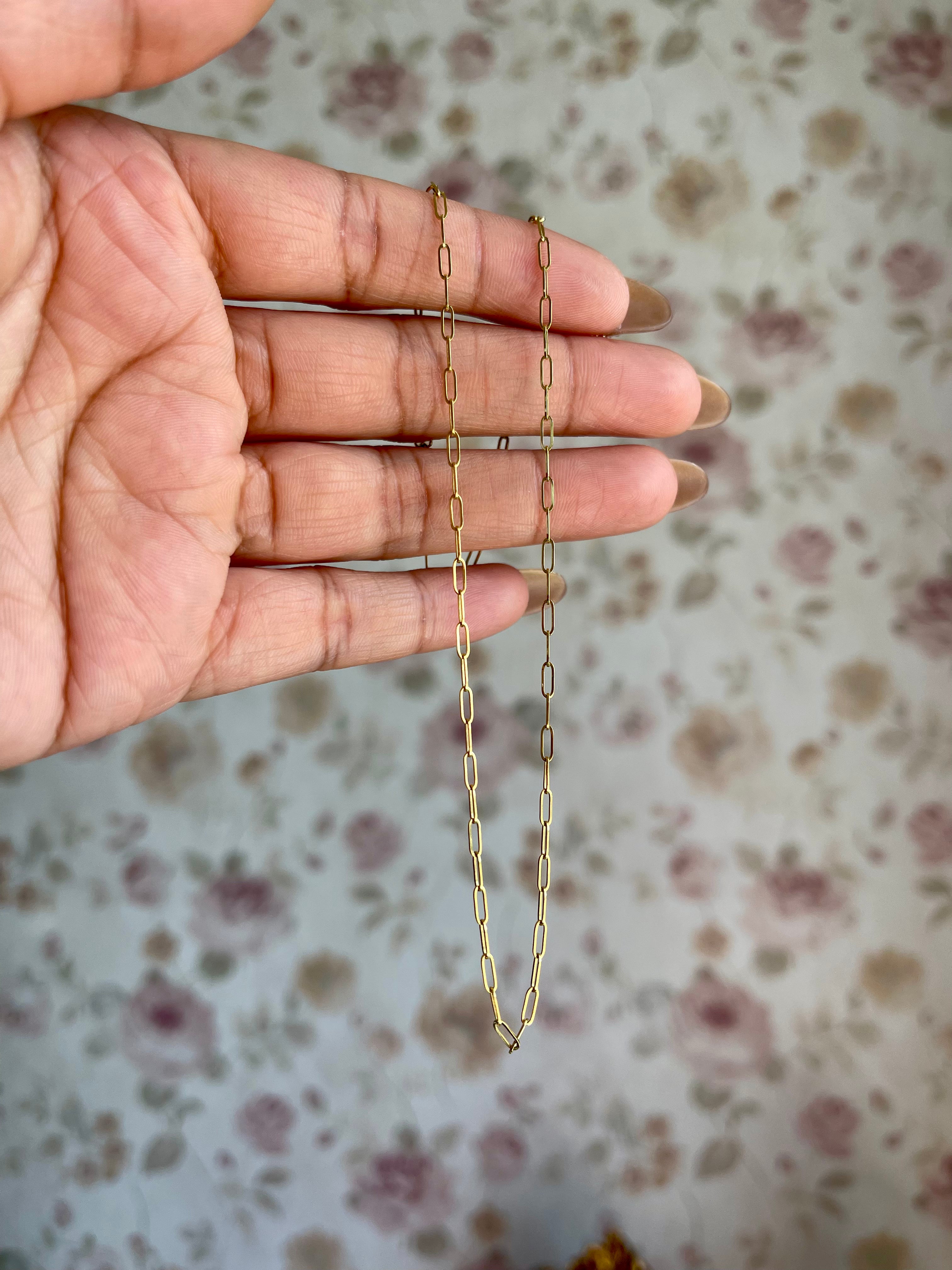 Paper Clip Chain Classic