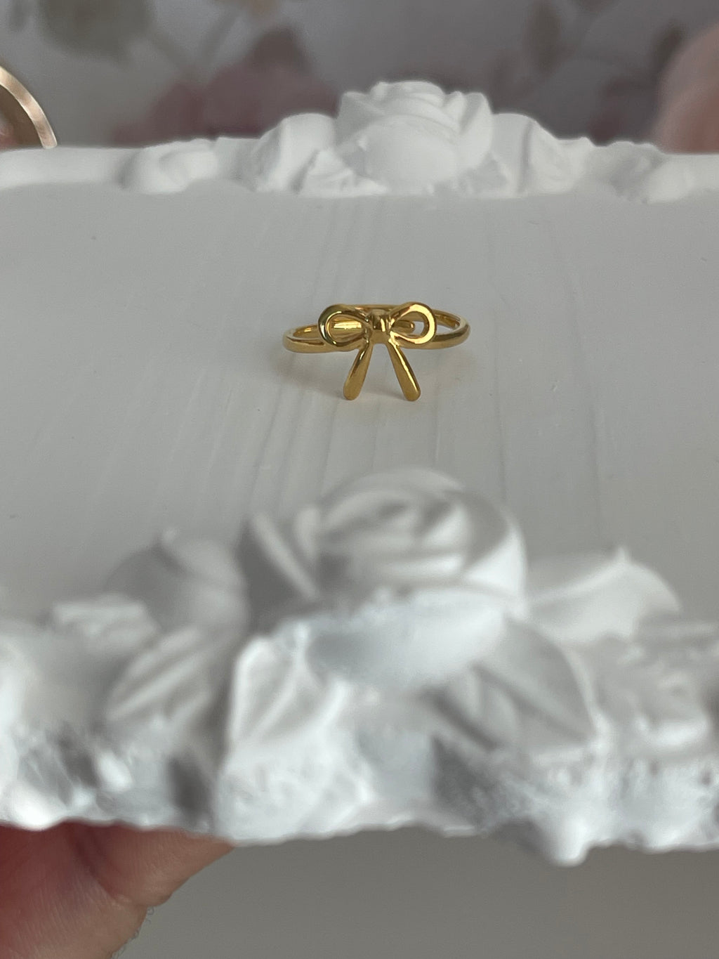Bow Ring