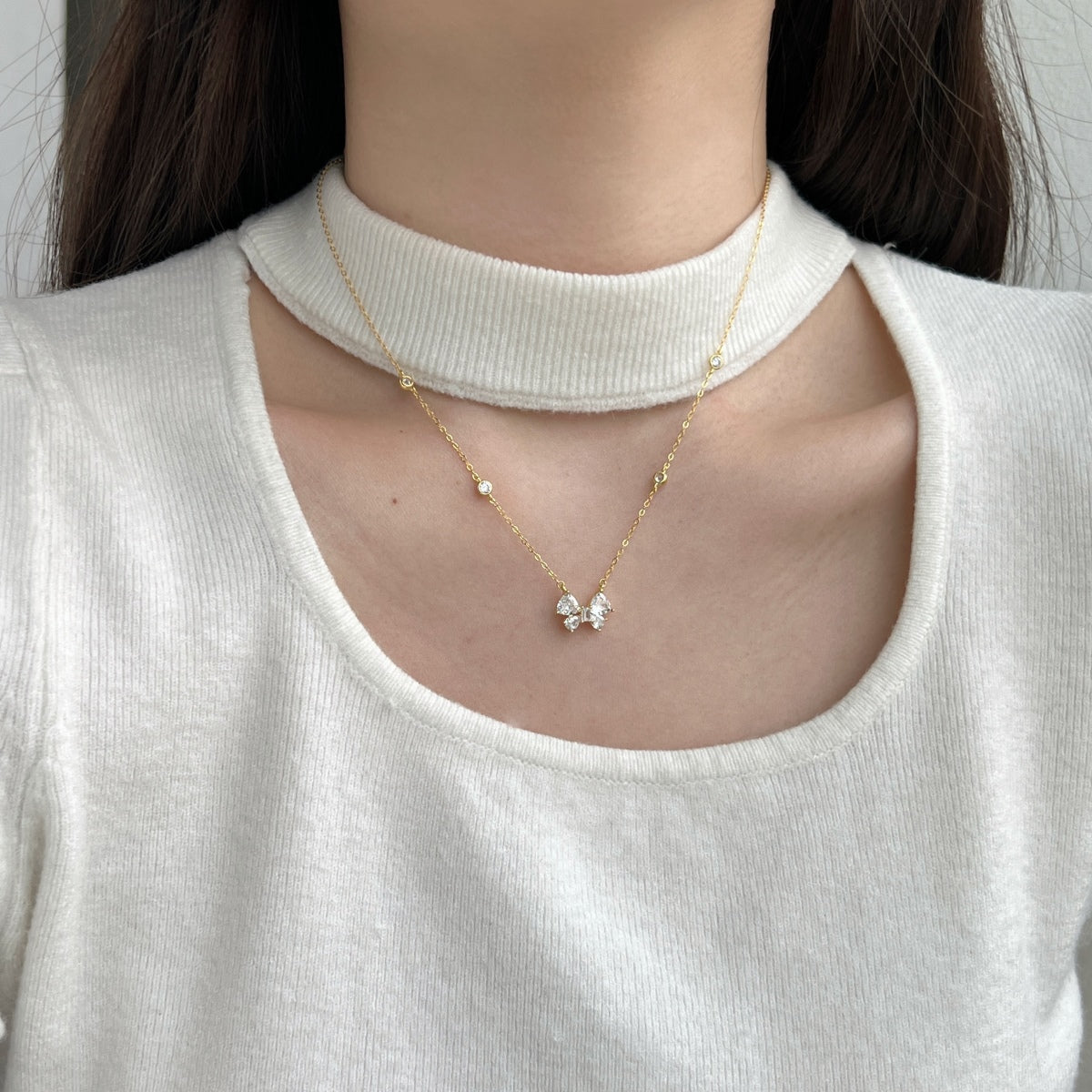 Sparkly Bow Necklace