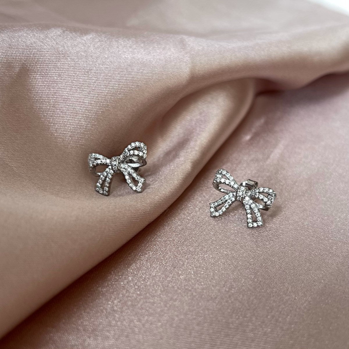 Opulence Ribbon Studs