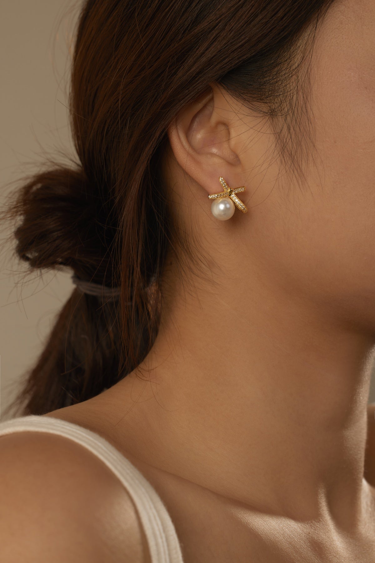 Bow and Shell Pearl Earrings