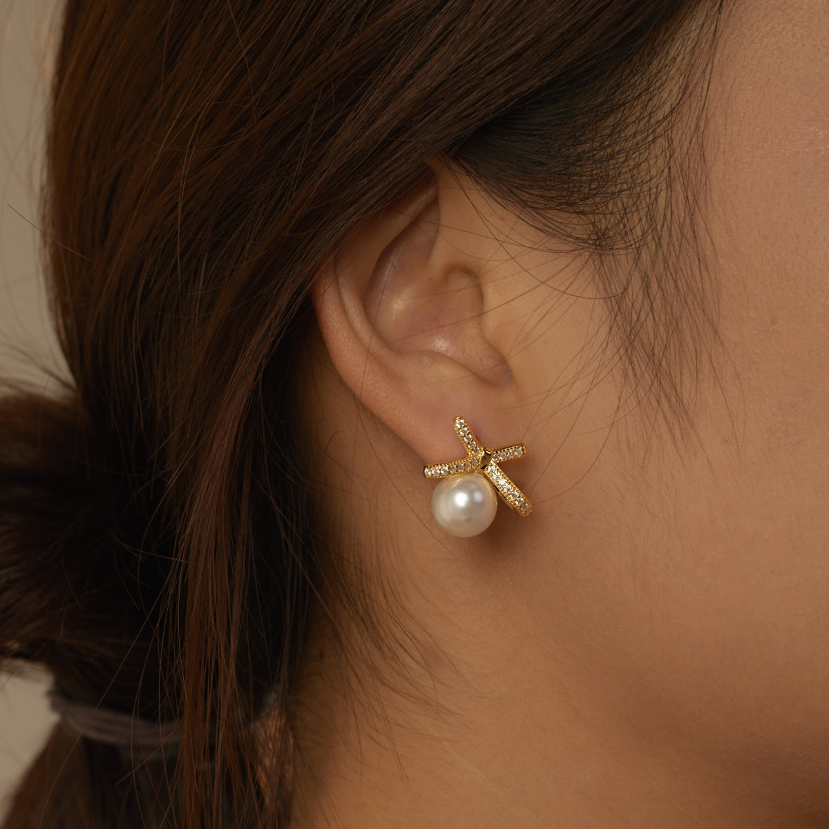 Bow and Shell Pearl Earrings