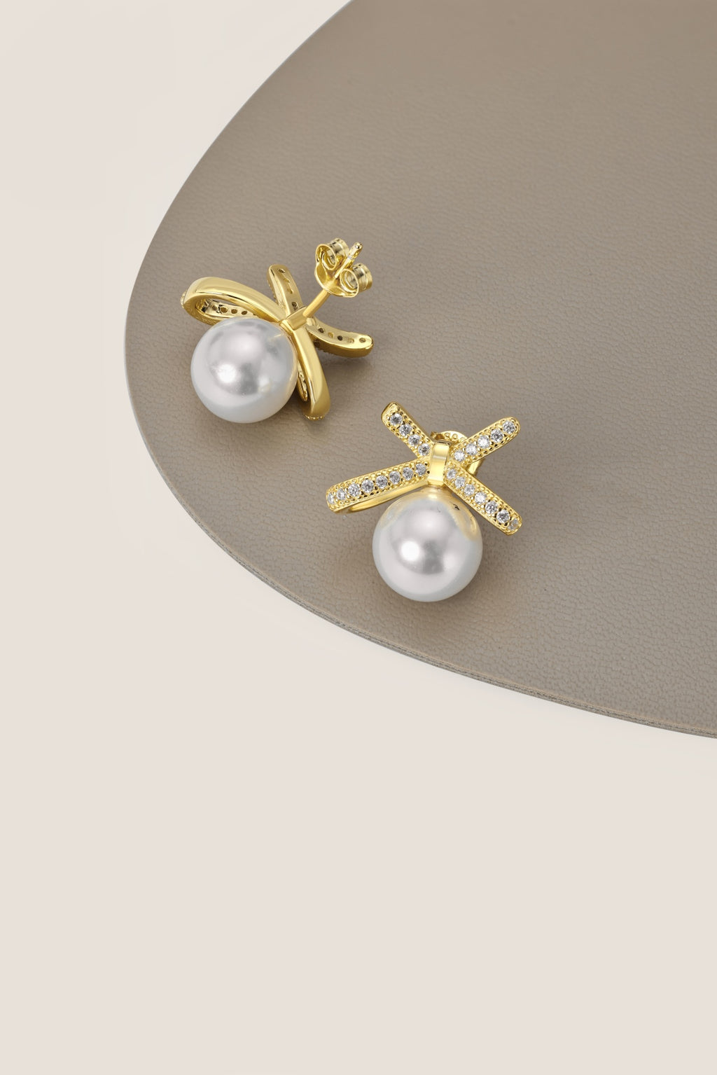 Bow and Shell Pearl Earrings