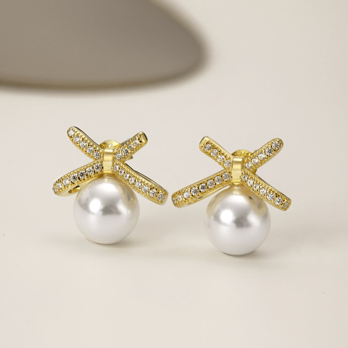 Bow and Shell Pearl Earrings