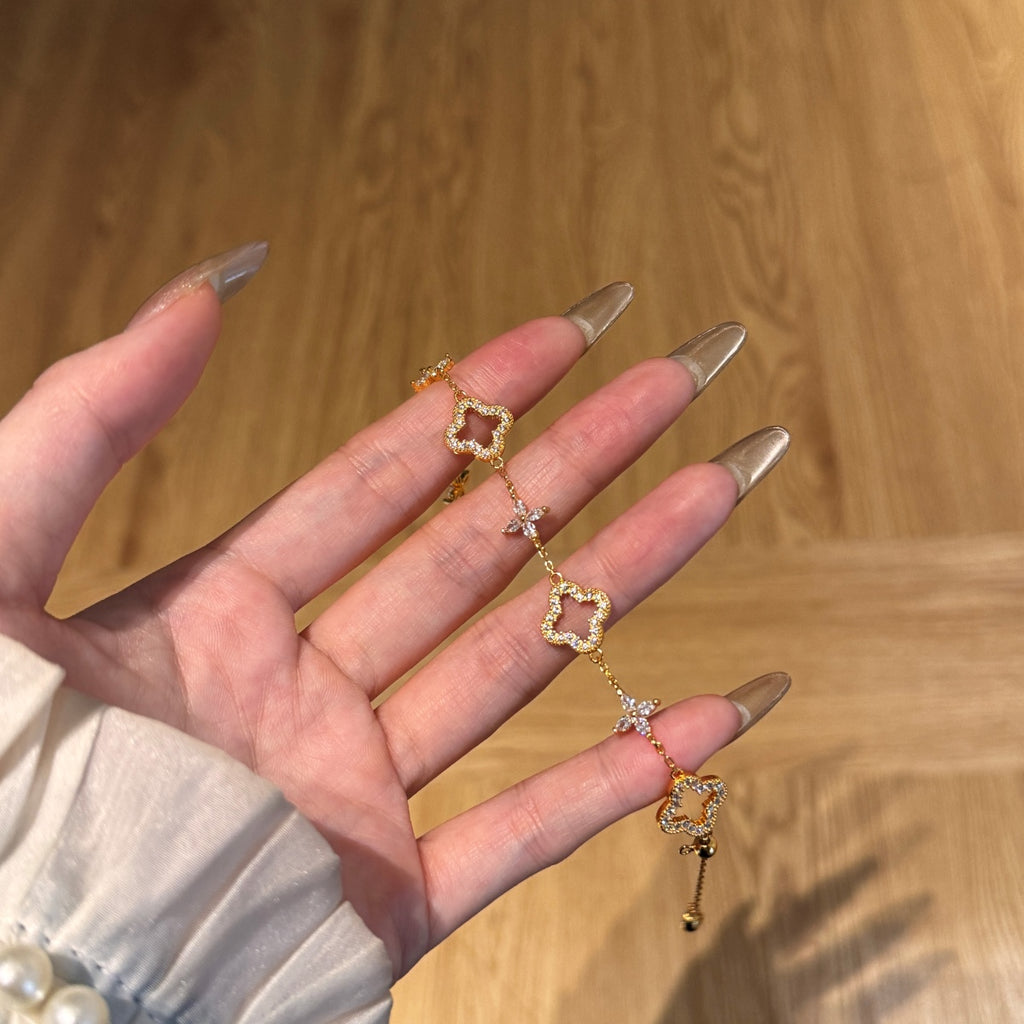 Brilliant Floura Bracelet