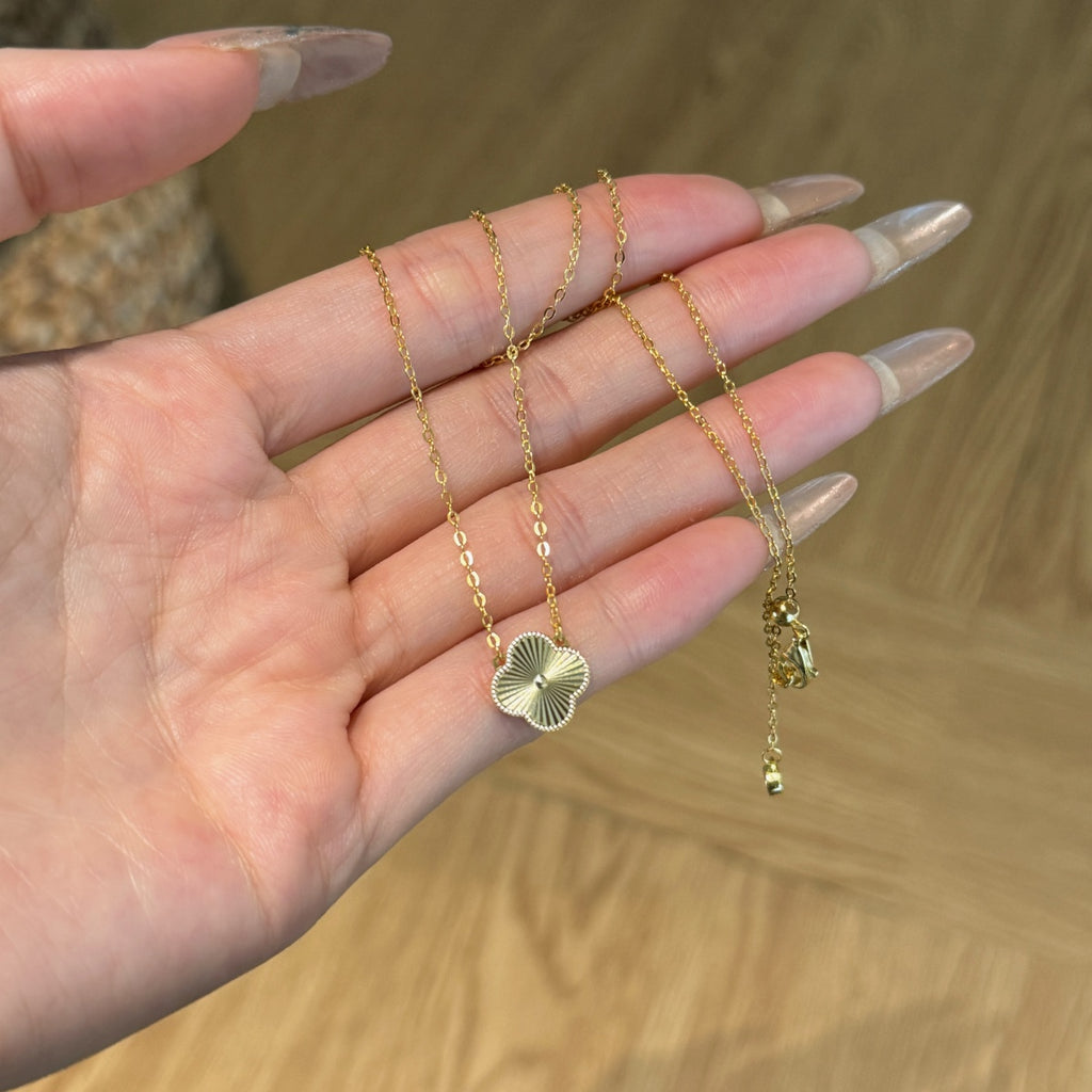 Classic Clover Necklace