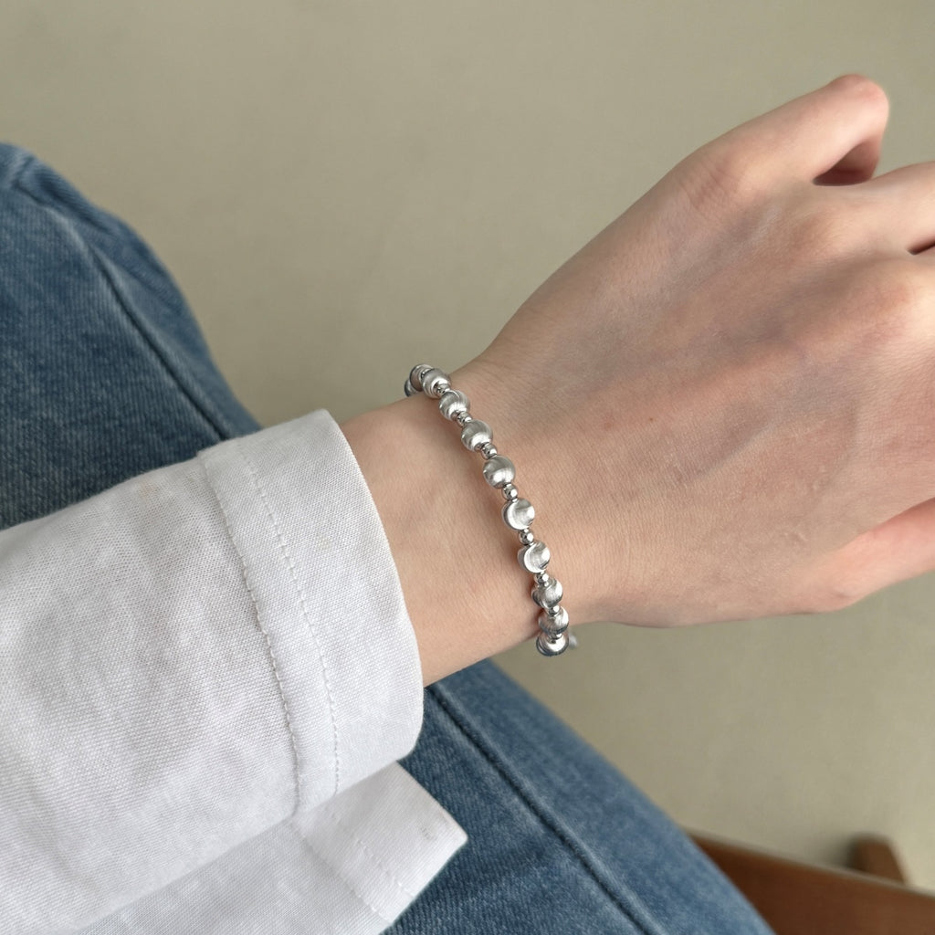 Velvet Silver Bead Bracelet  (6mm)