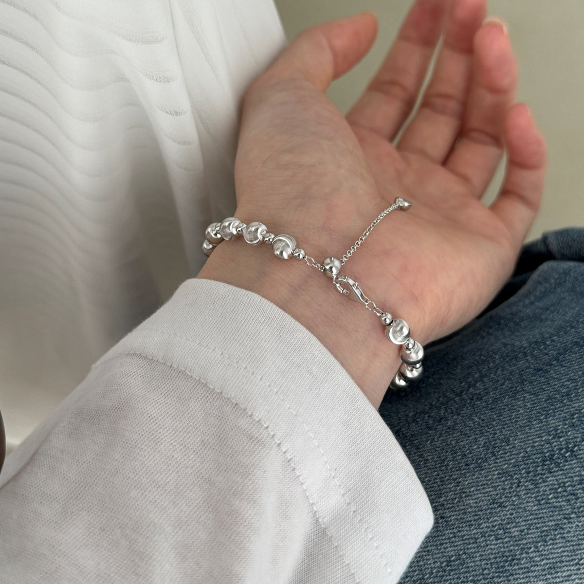 Velvet Silver Bead Bracelet  (6mm)