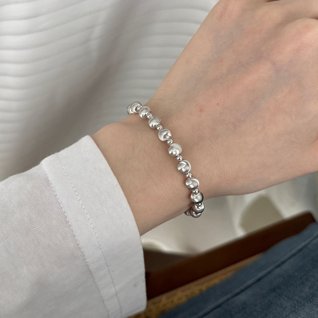 Velvet Silver Bead Bracelet  (6mm)