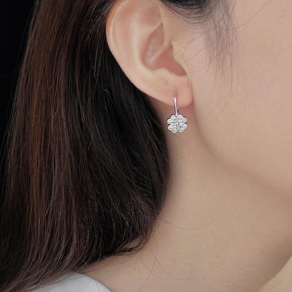 Clover Kiss Earrings