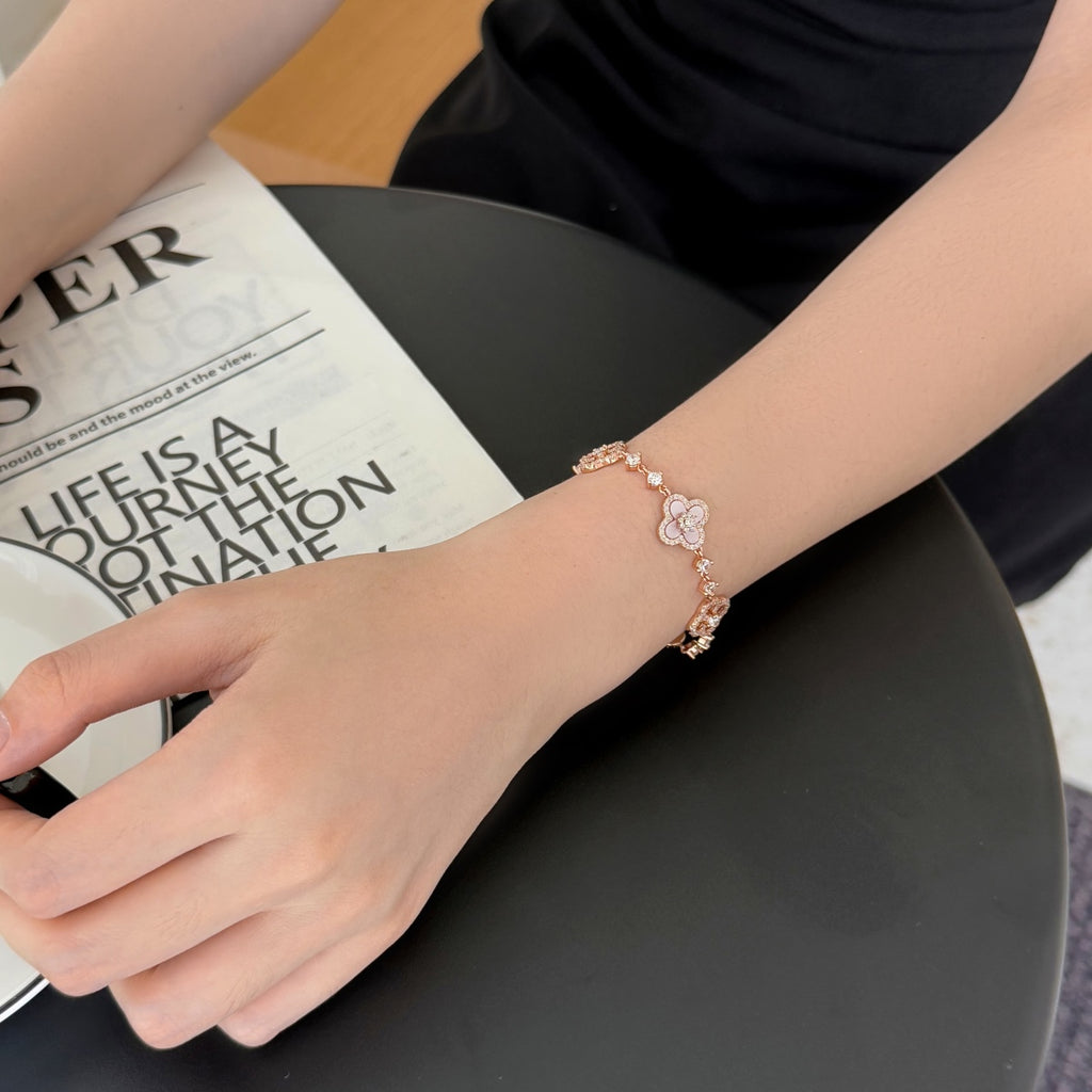Rosegold Blossoms Bracelet