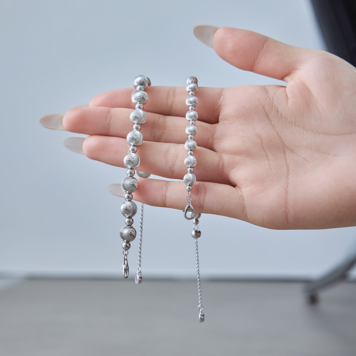 Velvet Silver Bead Bracelet  (6mm)