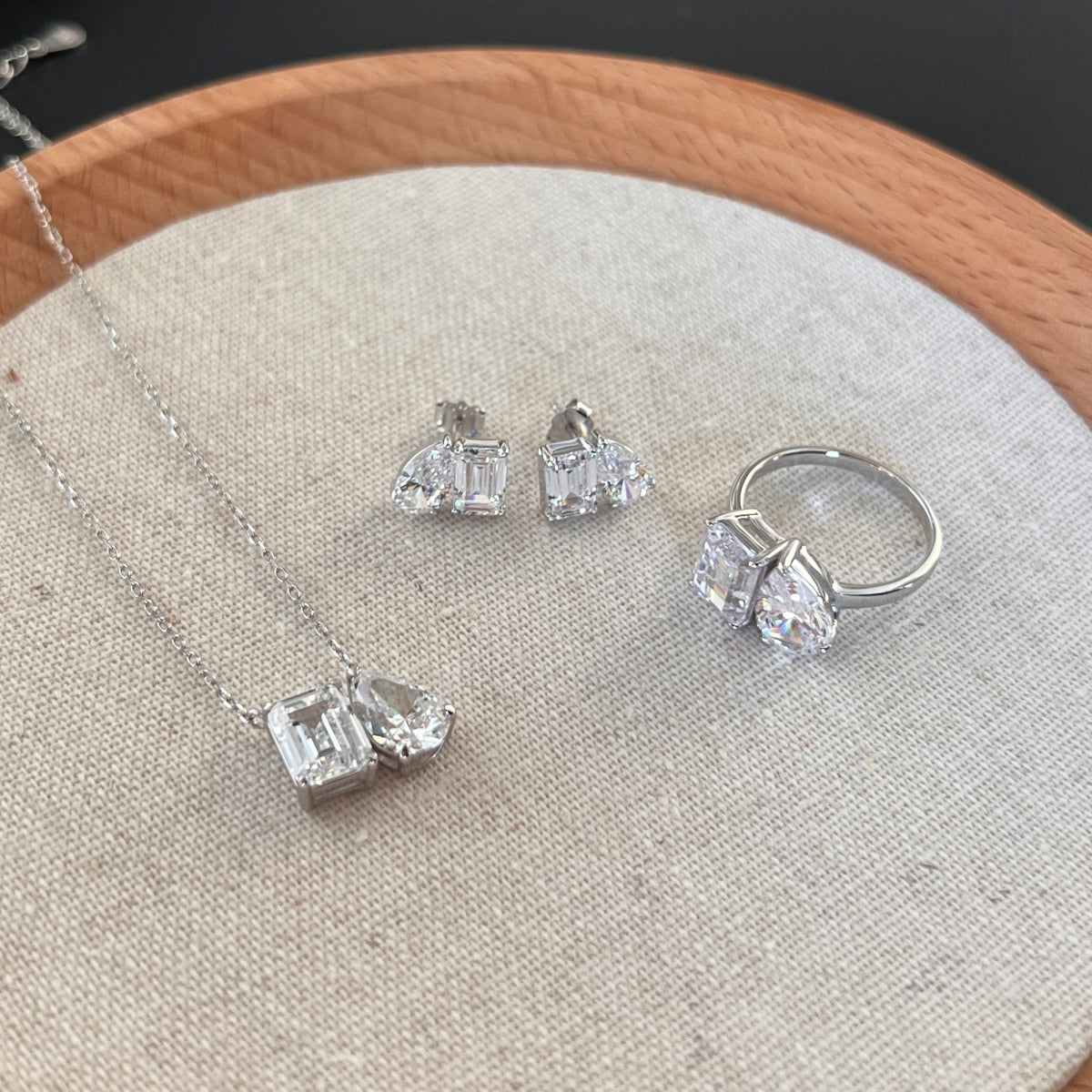 Harmony Cut Stud