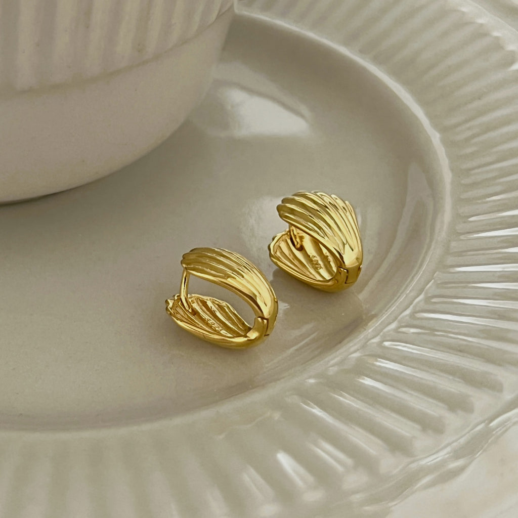 Mary Shell Earrings