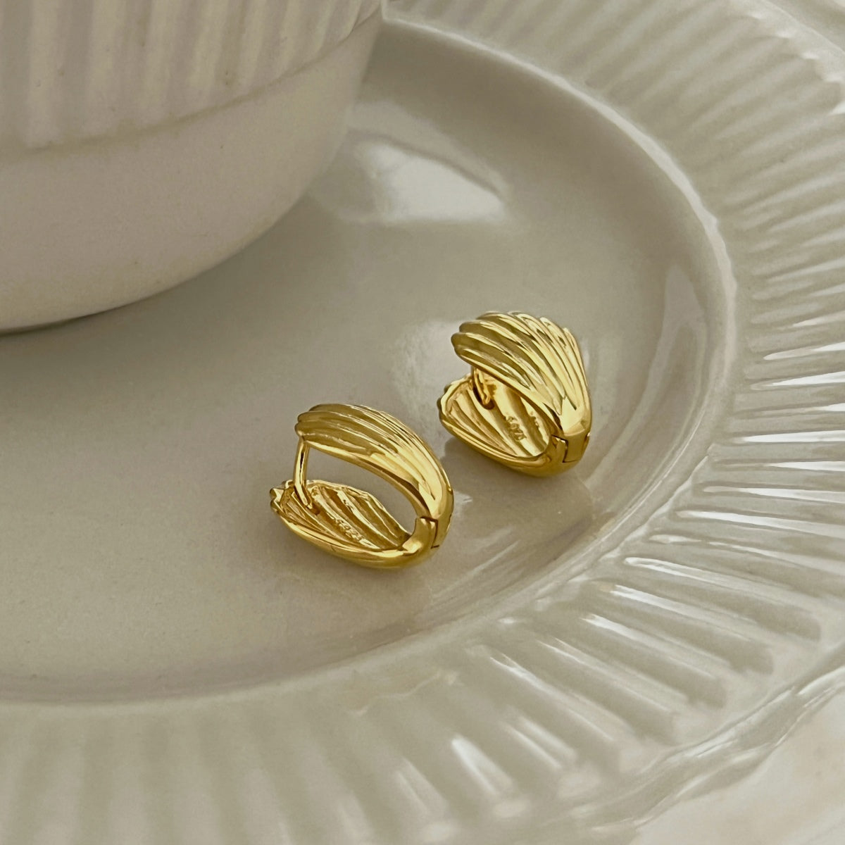Mary Shell Earrings