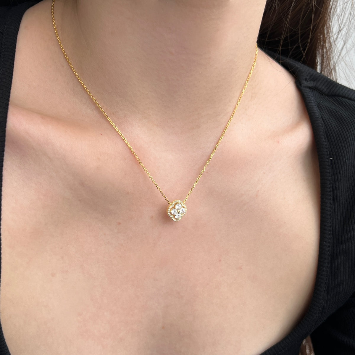 Sparkling Blossom Necklace
