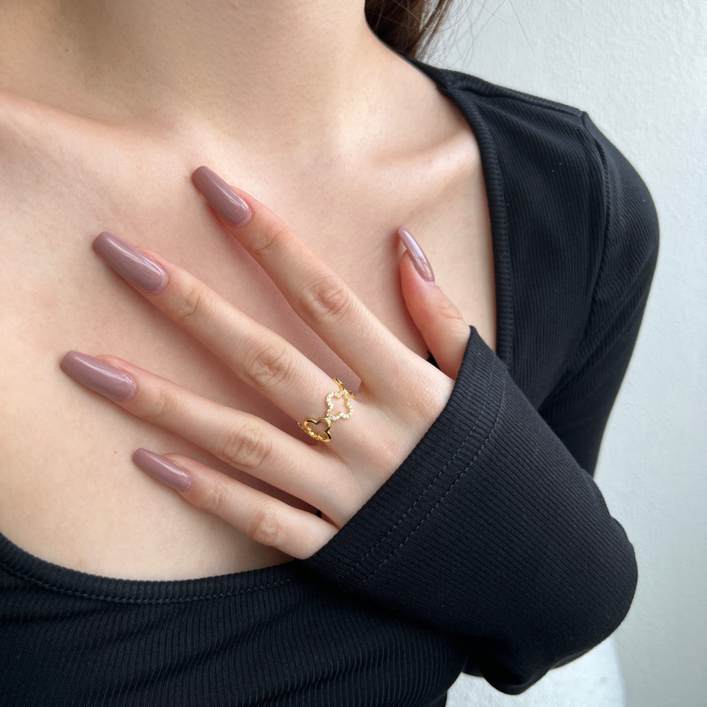 Brilliant Floura Ring