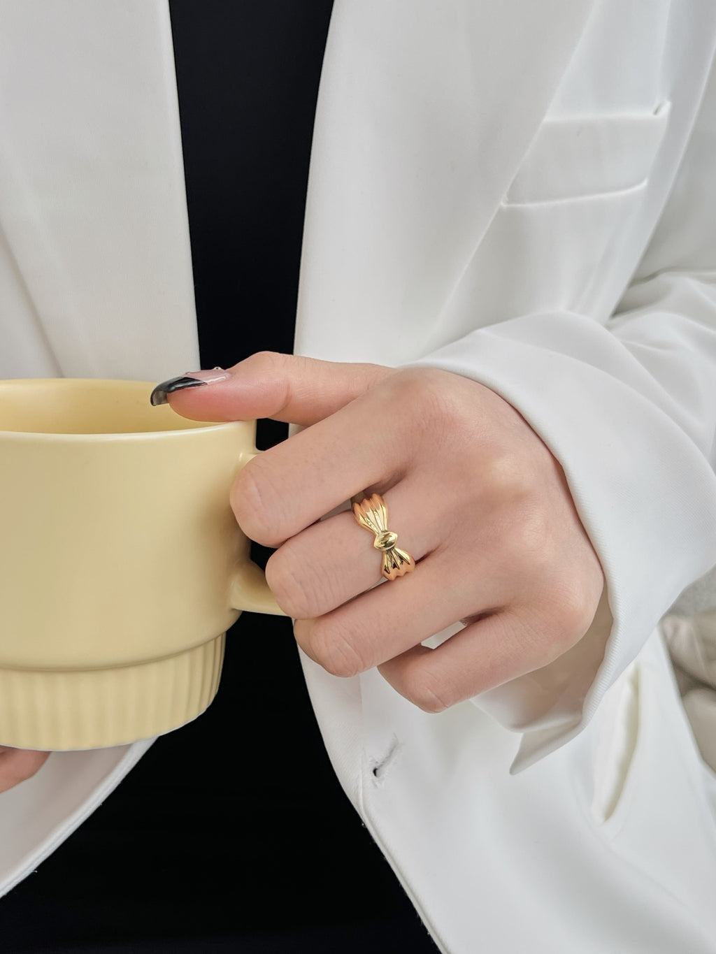Grace Bow Ring (Adjustable)