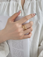 Serenity Curve Ring