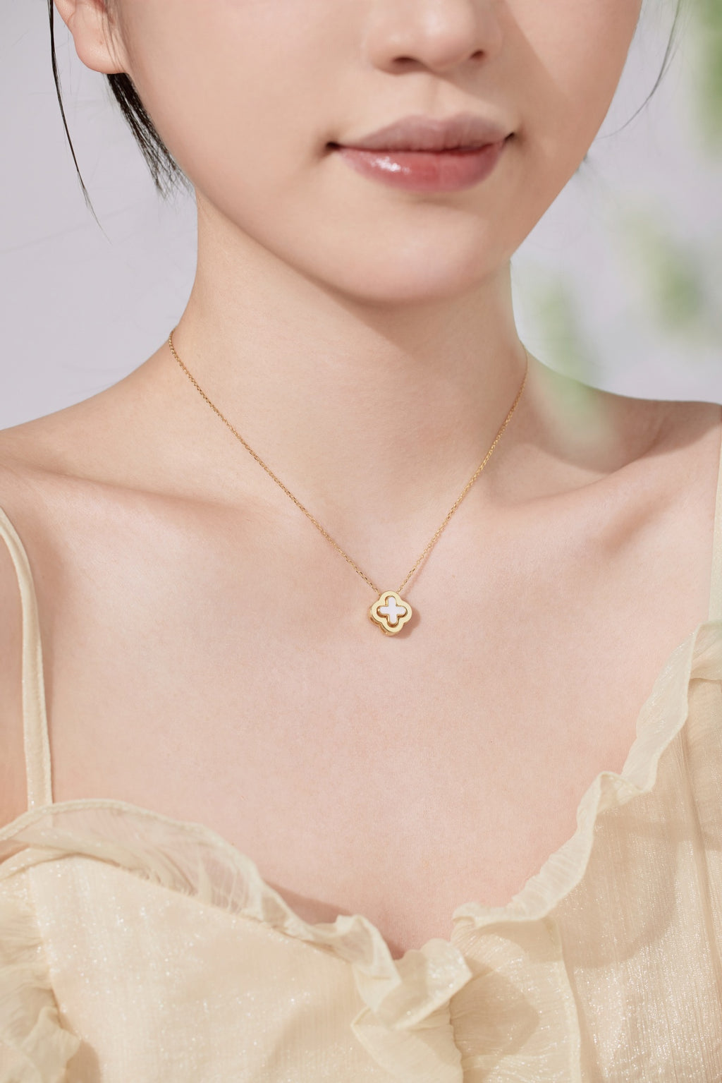 Royal Clover Reversible Necklace
