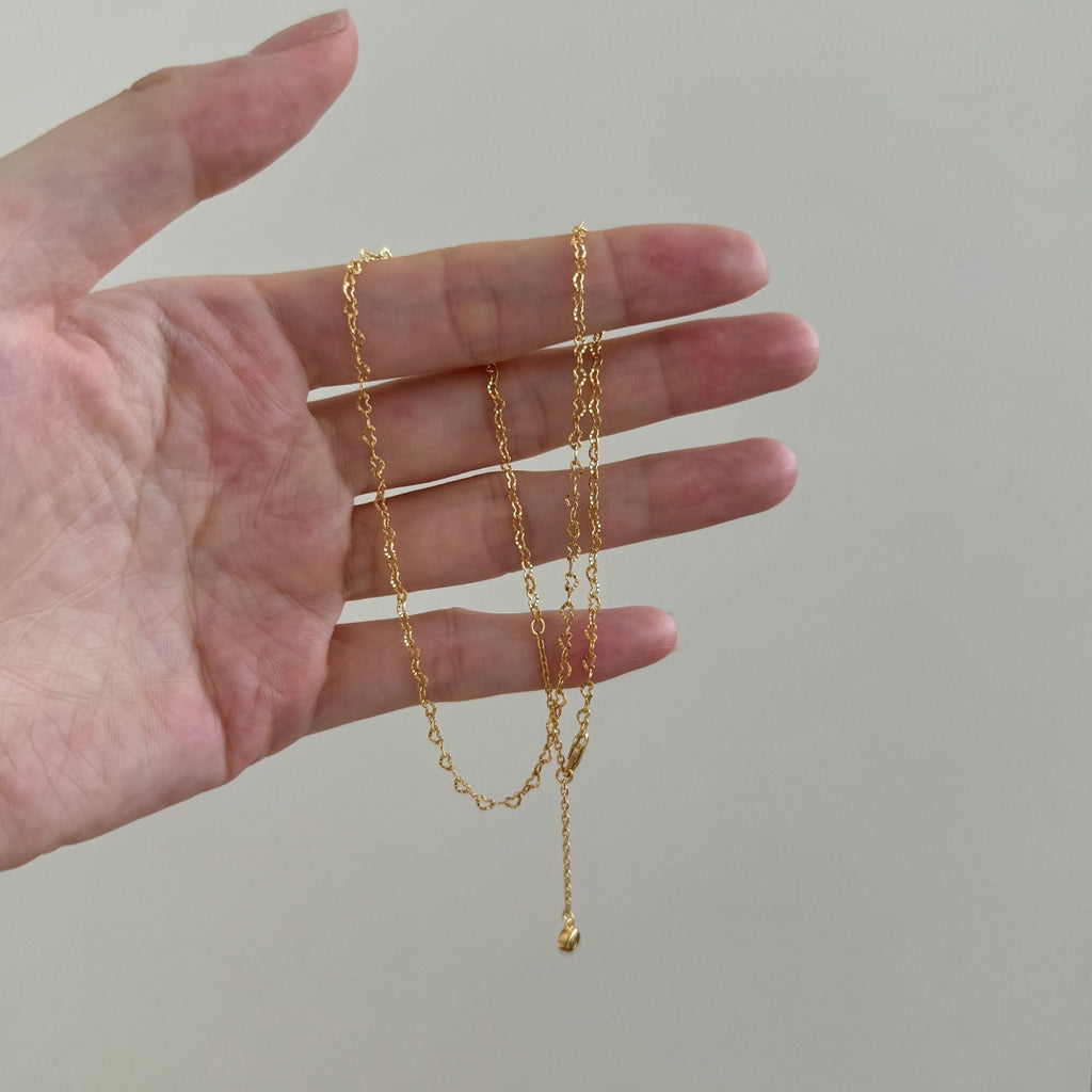 Embossed Heart Chain Necklace