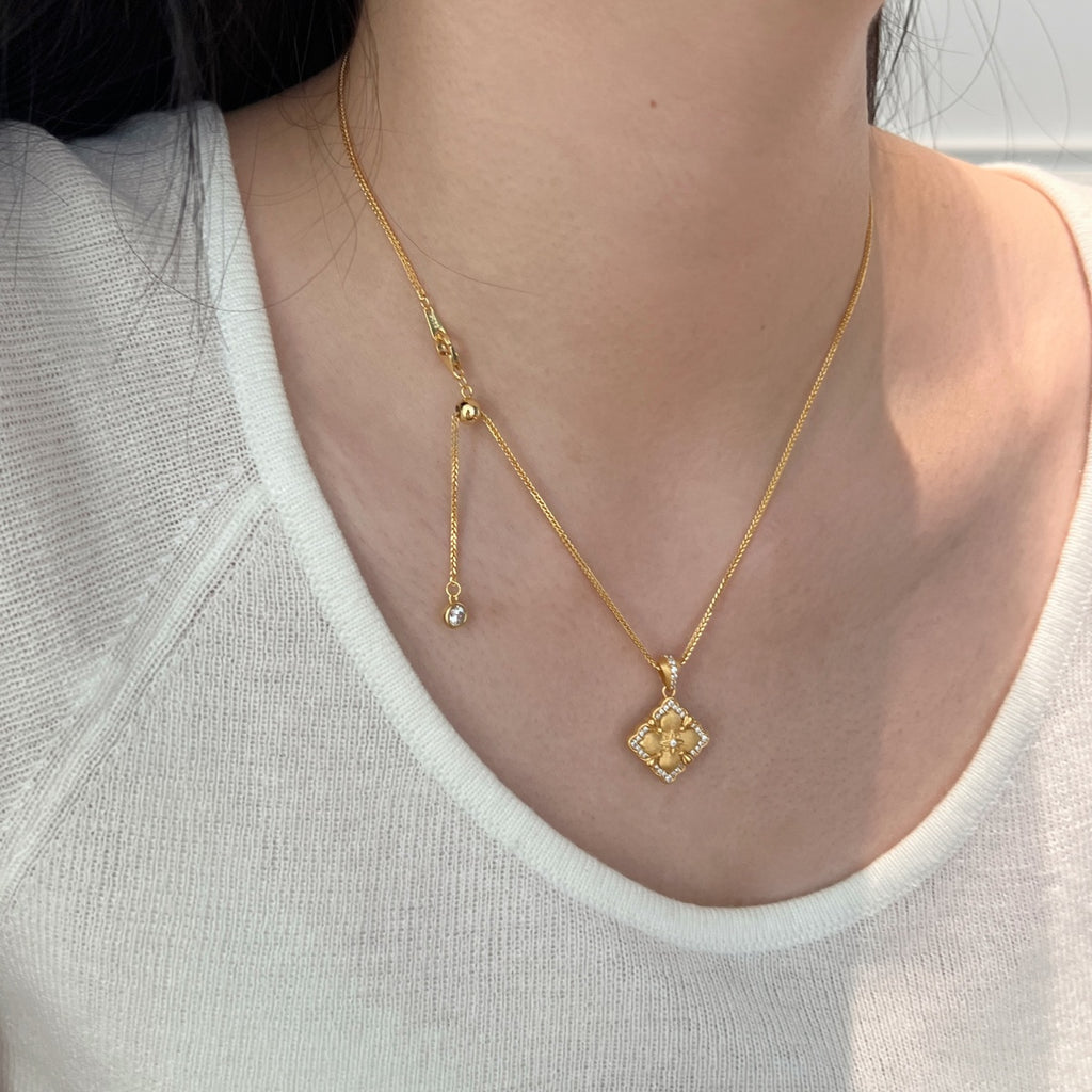 Aurelia Diamond Bloom Necklace