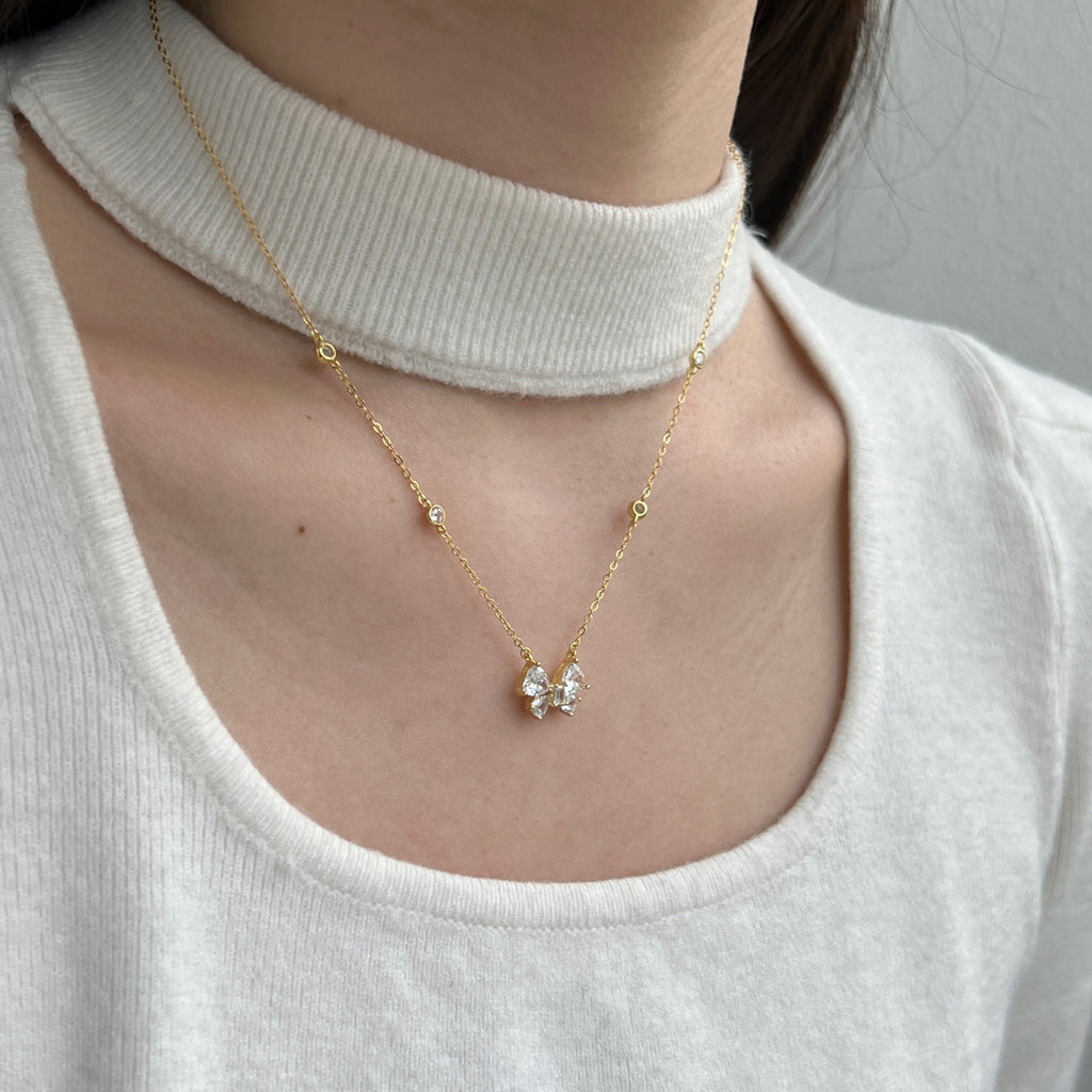 Sparkly Bow Necklace